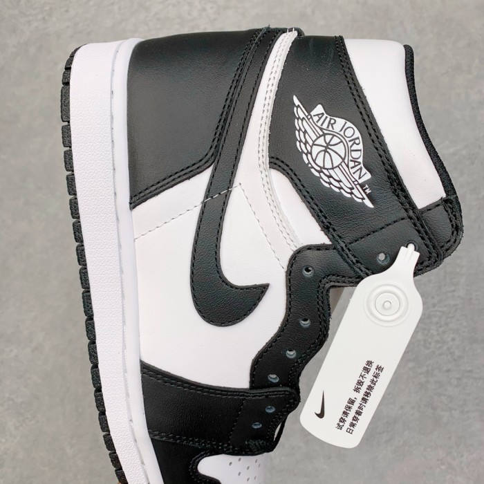 Jordan 1 Retro Black White