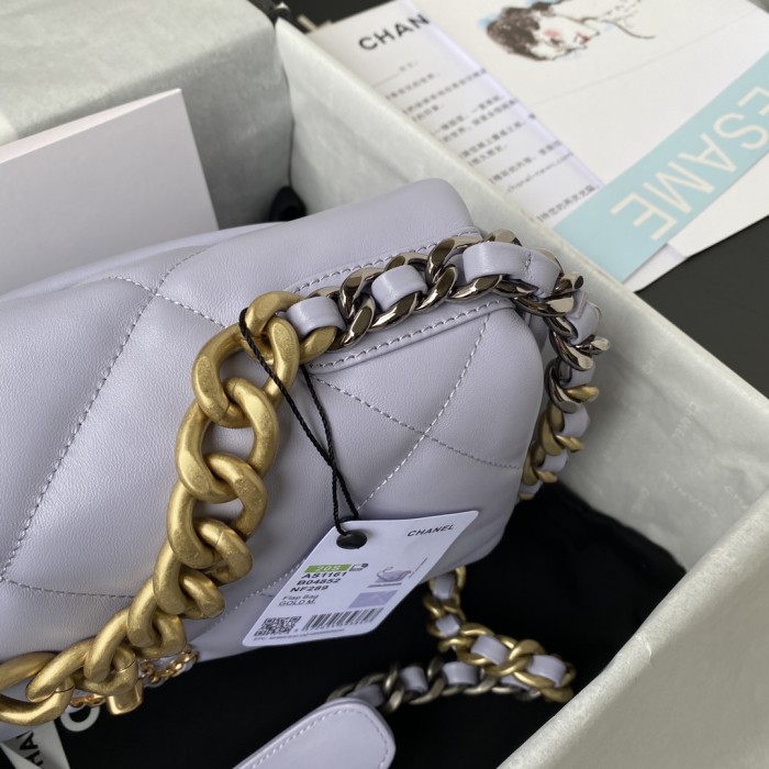 Handbag Chanel size 30 cm