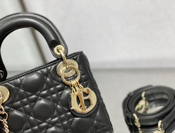 Handbag Dior size 17 cm