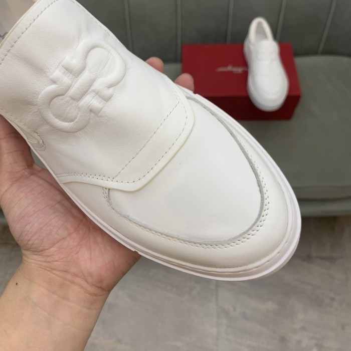 Salvatore Ferragamo Gancini Sneaker 1