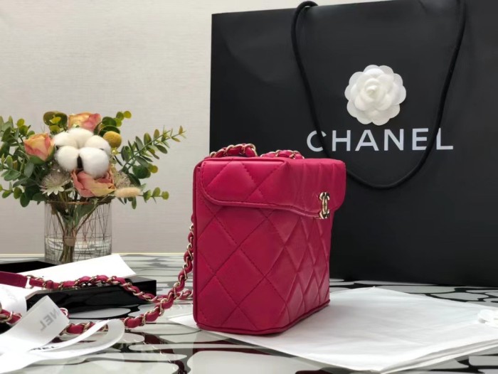 Handbag Chanel size 17×14×8 cm