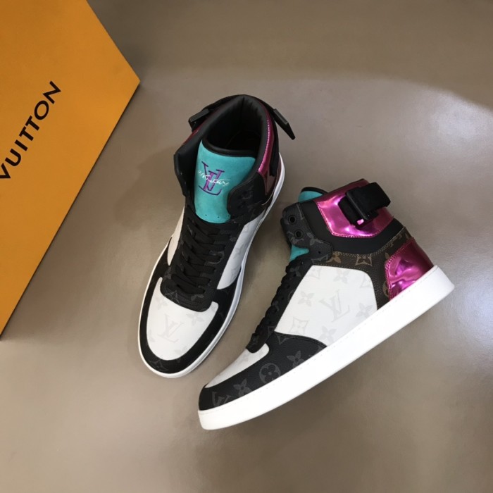 Louis Vuitton Rivoli sneaker 23