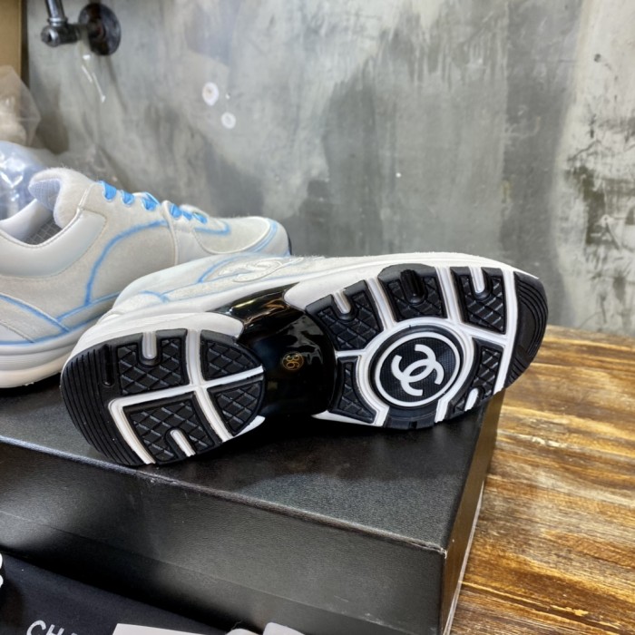 Chanel Fabric & Suede Calfskin Low Top Sneaker 39