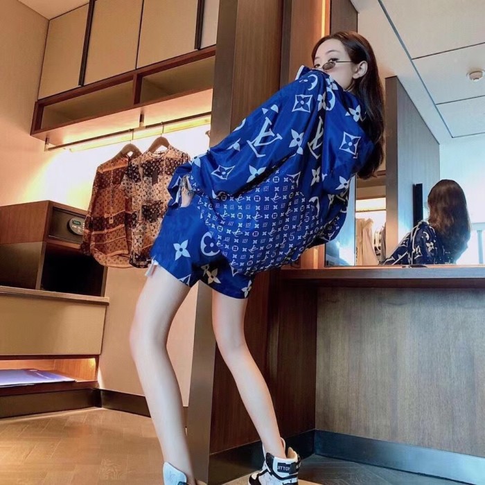 Clothes Louis Vuitton 333