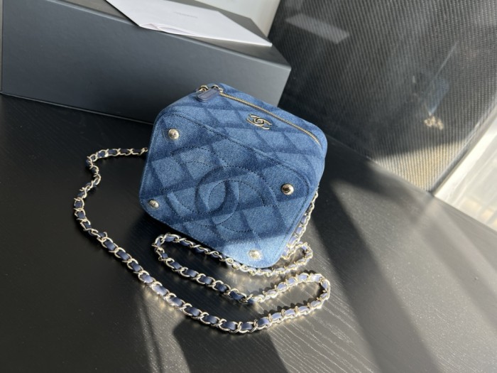 Handbag Chanel AS3171 size 15cmx12cm×11.5 cm