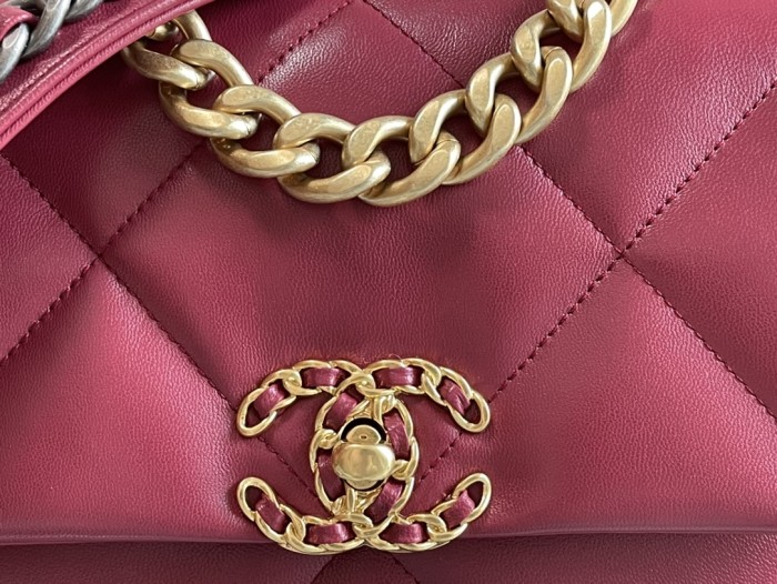 Handbag Chanel size 30 cm