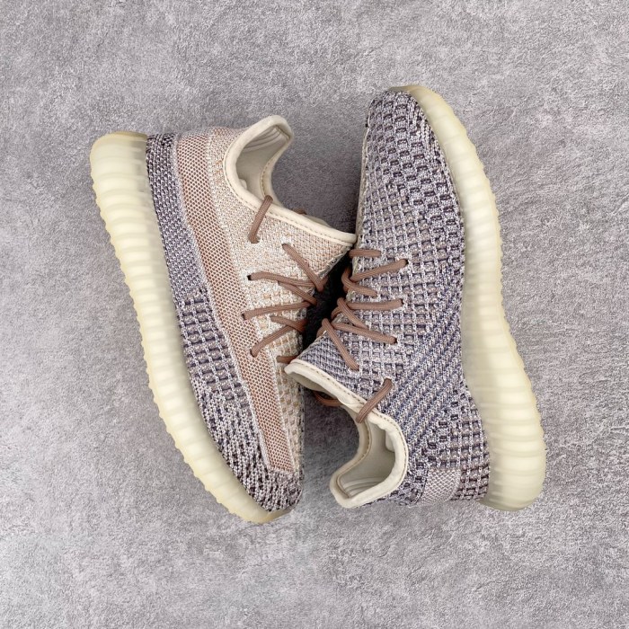 Kids yeezy 350 shoes 1