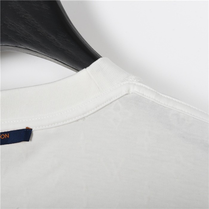 Clothes Louis Vuitton 329