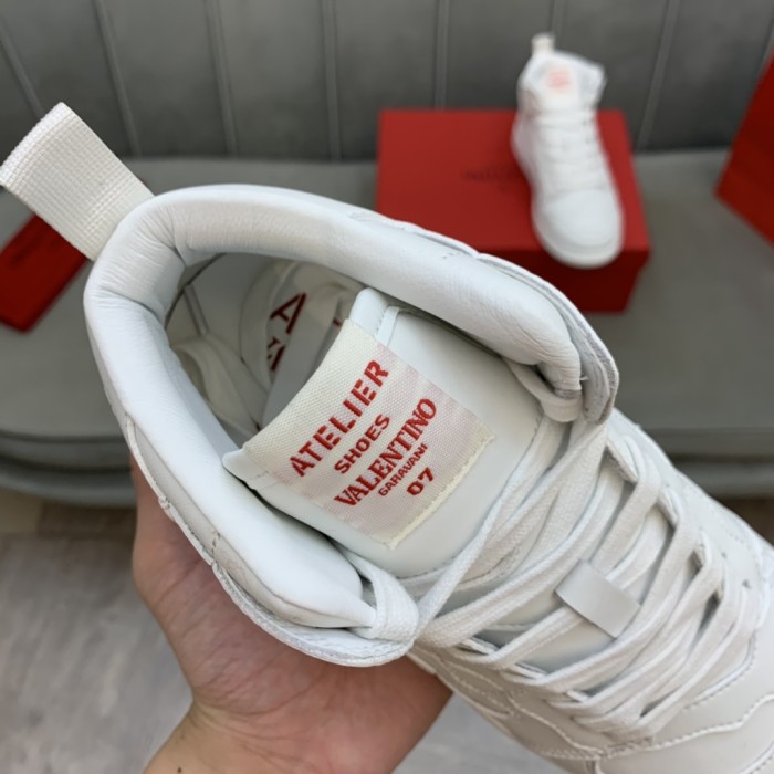 Valentino Garavani Atelier Shoes 07 Camouflage Edition Sneaker in Calfskin 2