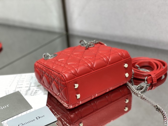 Handbag Dior size 17 cm