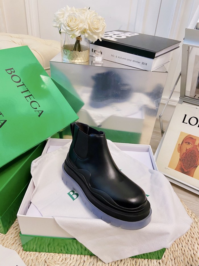 Bottega Veneta Boots 32