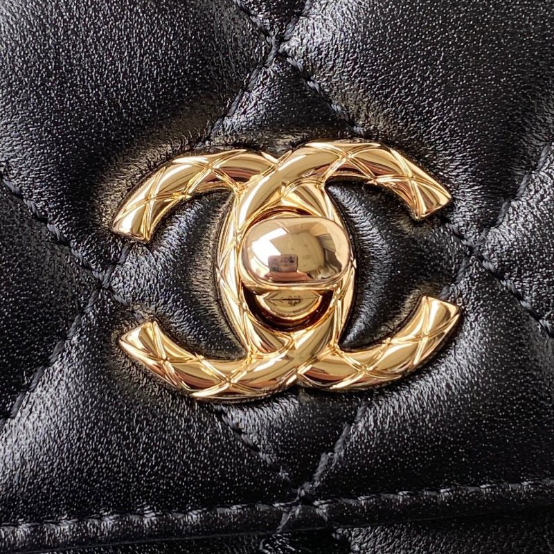 Handbag Chanel size 12.3x19.2x3.5 cm