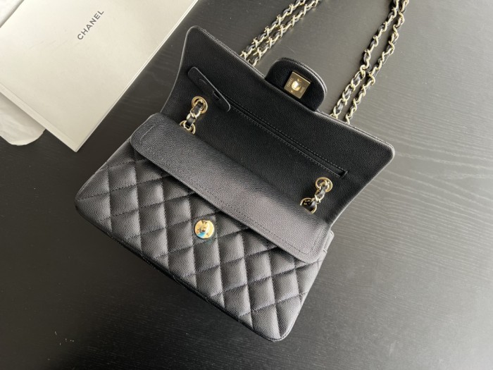 Handbag Chanel size 23 cm