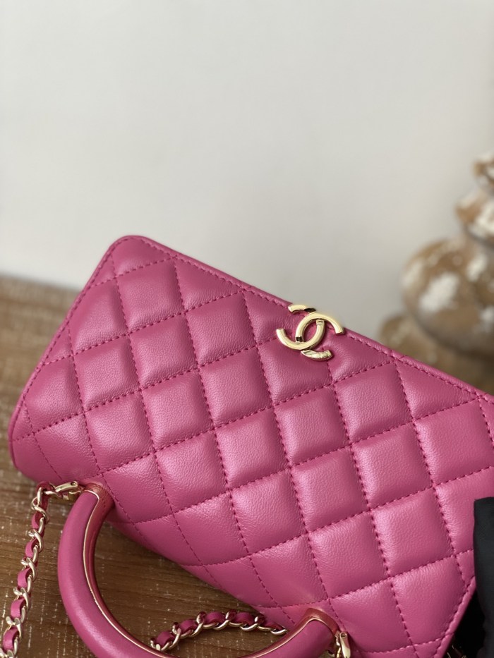 Handbag Chanel 81207 size 19 cm