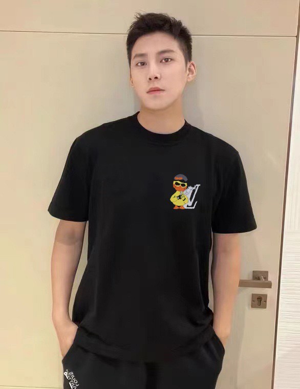 Clothes Louis Vuitton 33