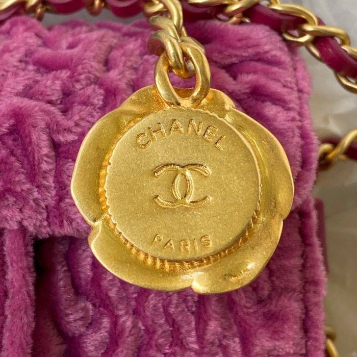 Handbag Chanel AP2285 size 11x6.5x5 cm.