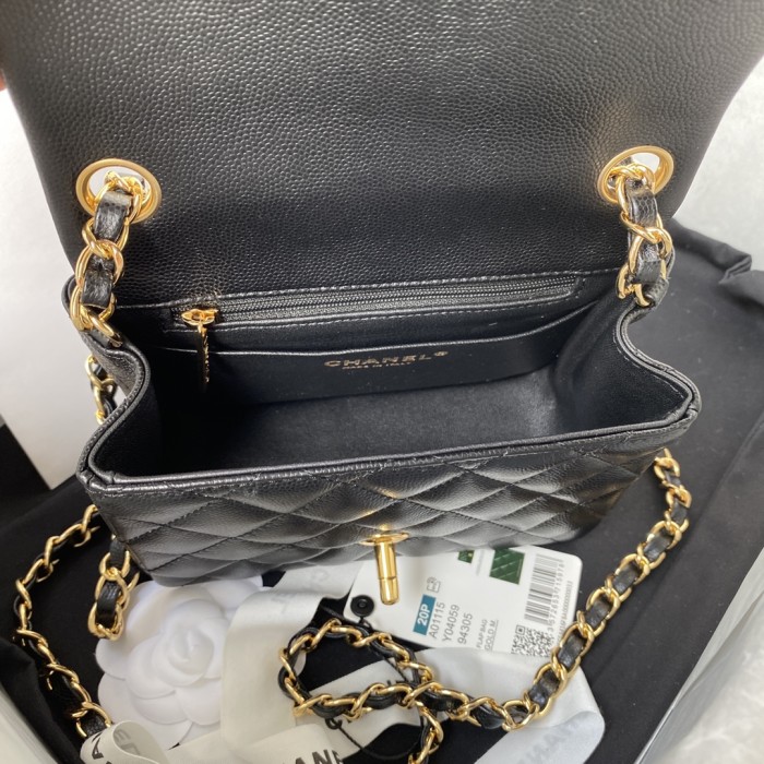Handbag Chanel size 17 cm
