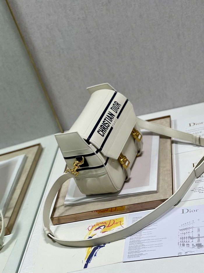 Handbag Dior 6619 size 24×9.5×19 cm