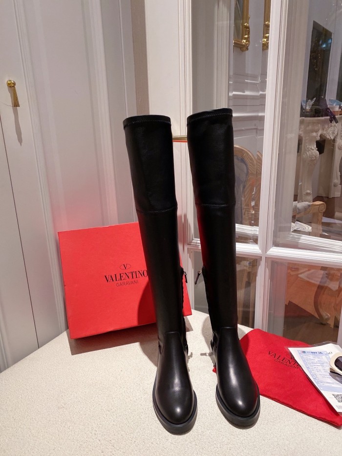 VALENTINO GARAVANI Roman Stud WOMEN 22