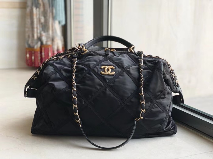 Handbag Chanel 99150 size 25×46×28 cm