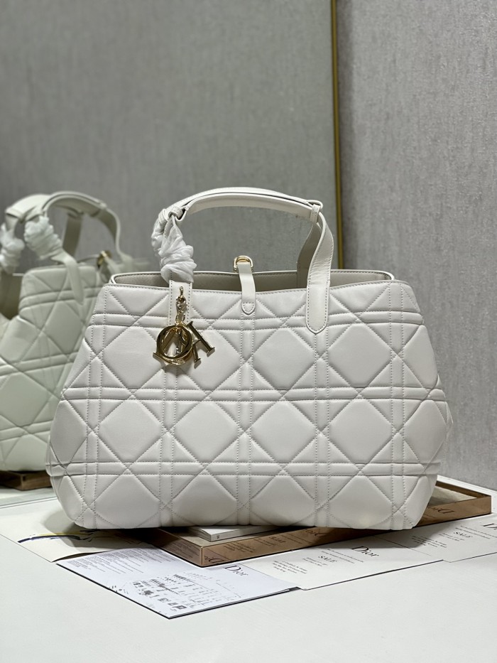 Handbag Dior 1188 size 37×43×22 cm