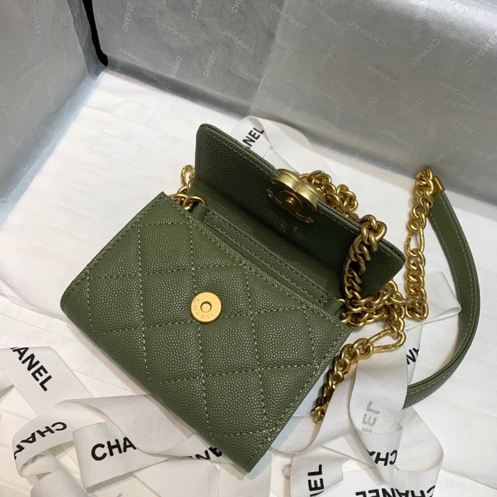 Handbag Chanel 81156 size 12 9 2.5 cm