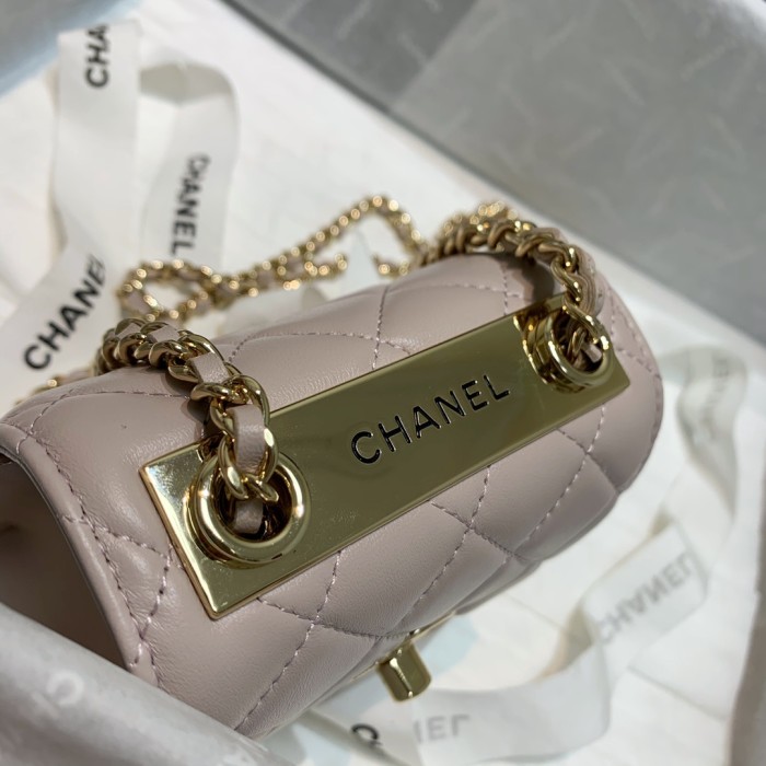 Handbag Chanel 82769 size 11 11 5 cm