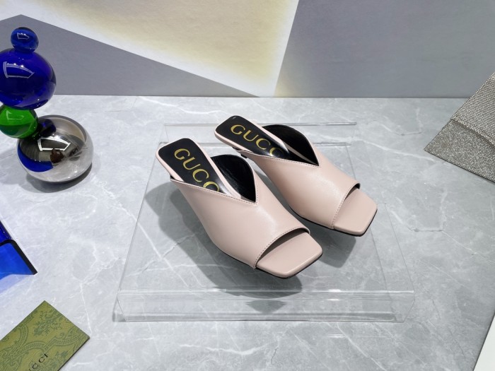 Gucci Women's mid-heel open-toe pump WOMEN 3