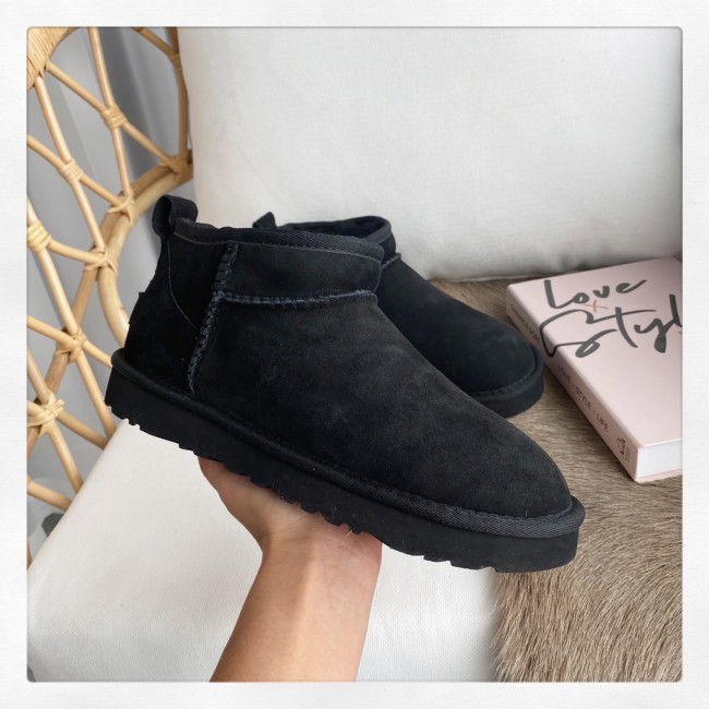 UGG Sneaker 23