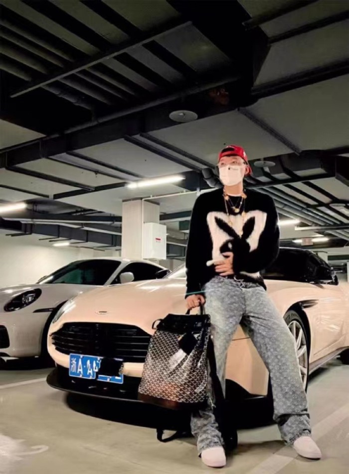 Clothes Louis Vuitton 32