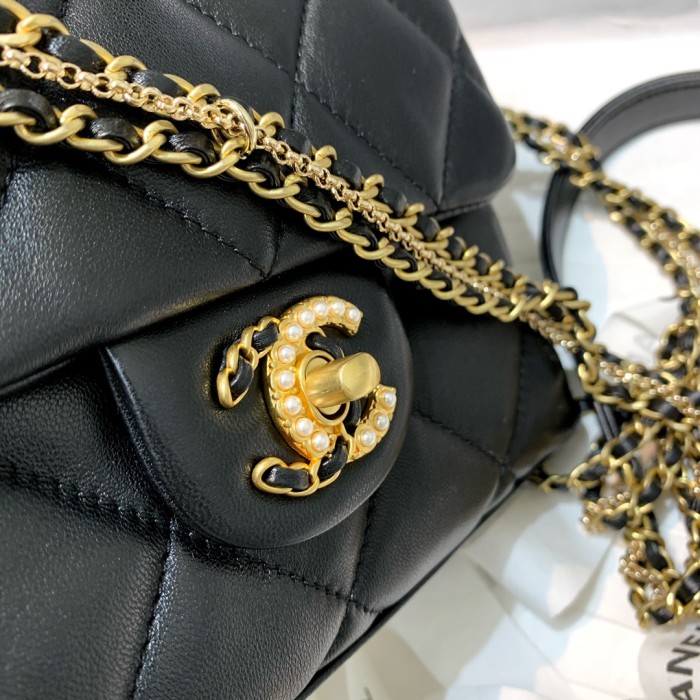 Handbag Chanel AS2588 size 19 16 4 cm