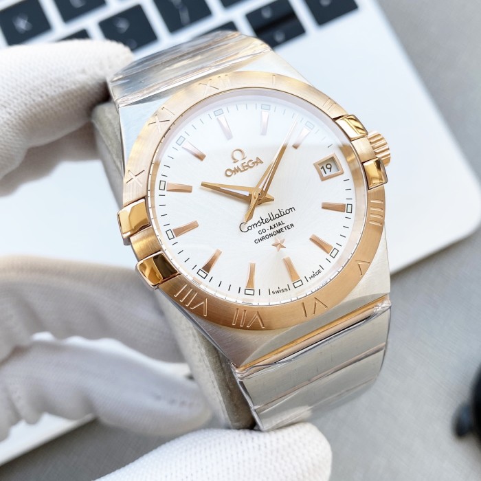Watch OMEGA 40mm 9