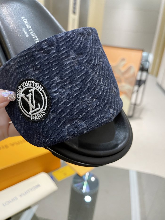 Louis Vuitton POOL PILLOW COMFORT MULES WOMEN 14