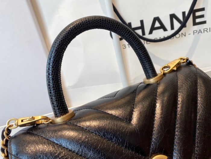 Handbag Chanel 92993 size 23 cm