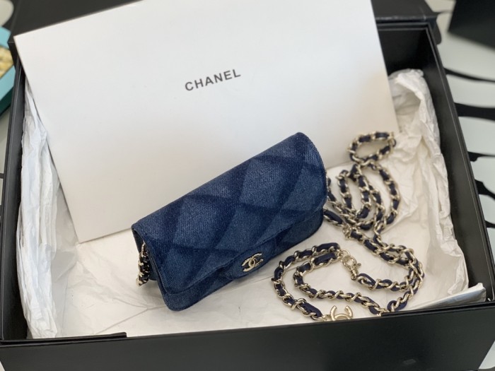Handbag Chanel size 10×8×2 cm