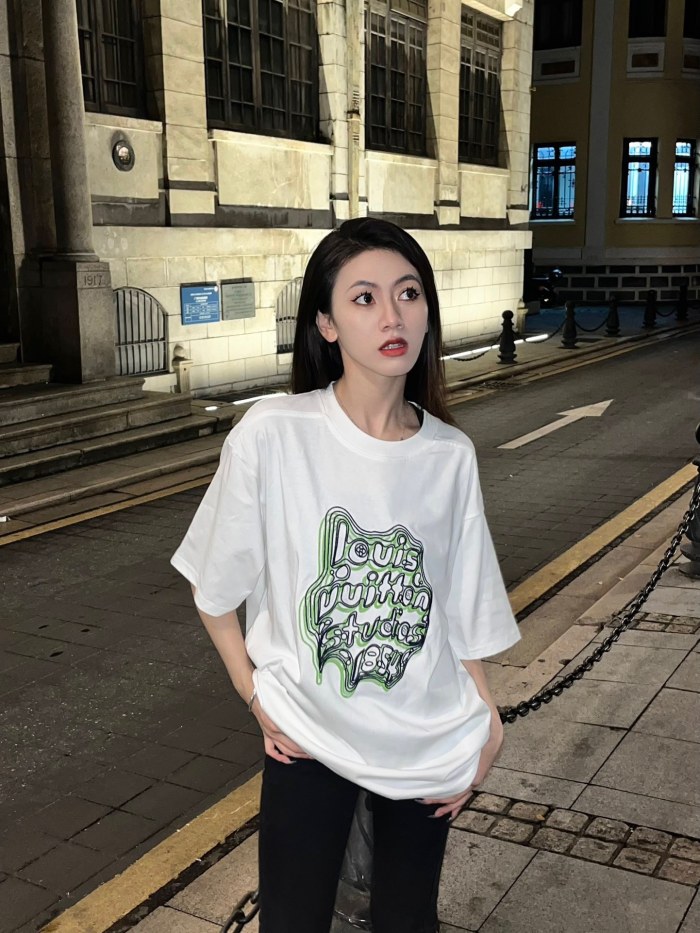 Clothes Louis Vuitton 231