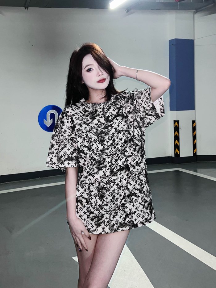 Clothes Louis Vuitton 256