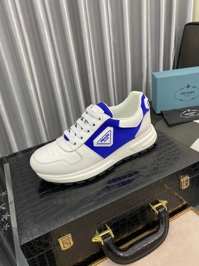 Prada Low Top sneaker 7