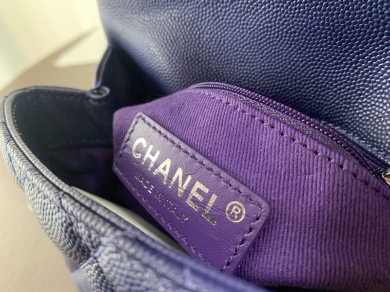 Handbag Chanel size 13cmx19cmx9 cm