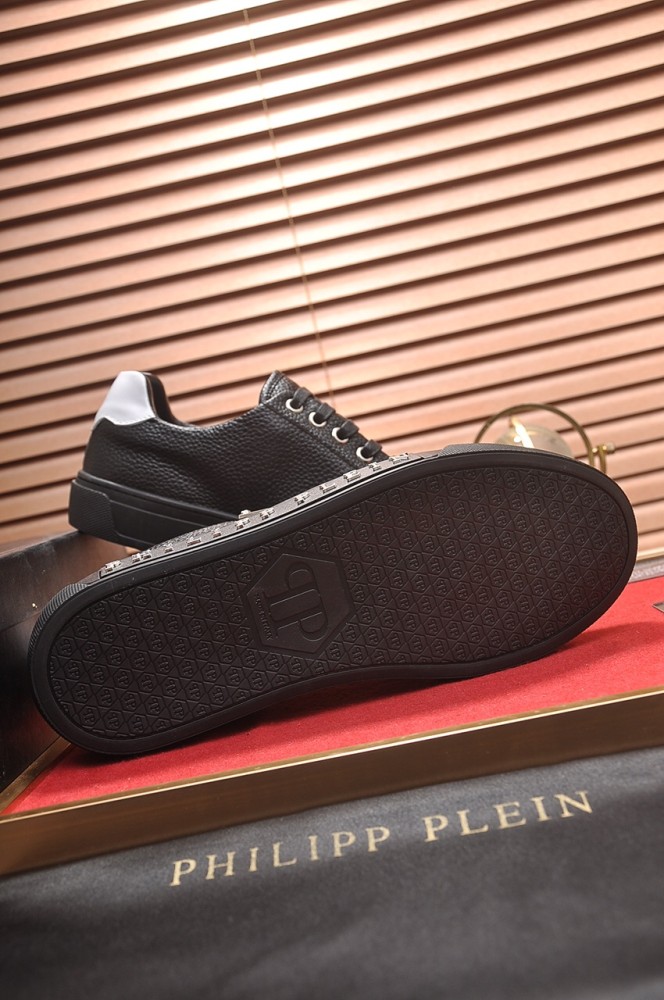 Philipp Plein Low Top Sneakers 21