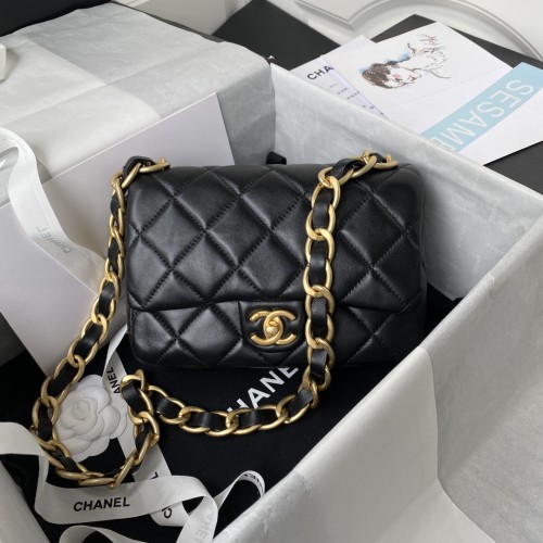 Handbag Chanel size 22×5×15.5 cm
