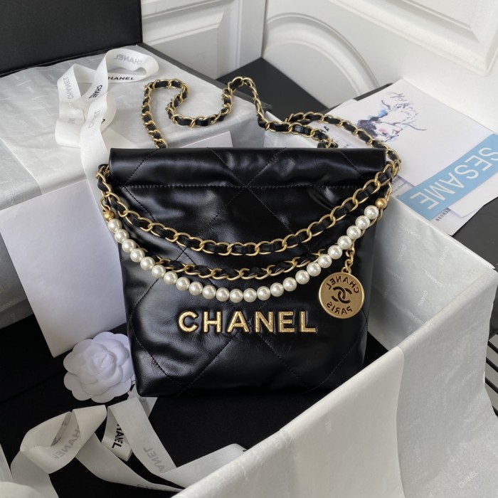Handbag Chanel AS3263 size 18X20X6.5 cm