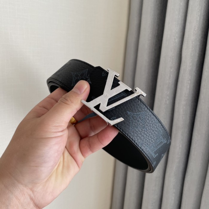 Louis Vuitton Belt 7 (width 4cm)