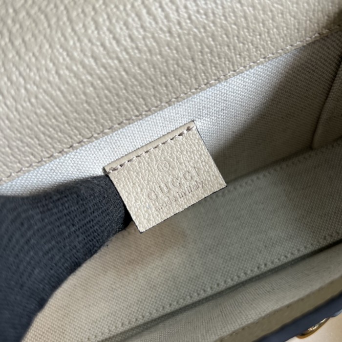 Handbag Gucci 699296 size 18x12x5 cm