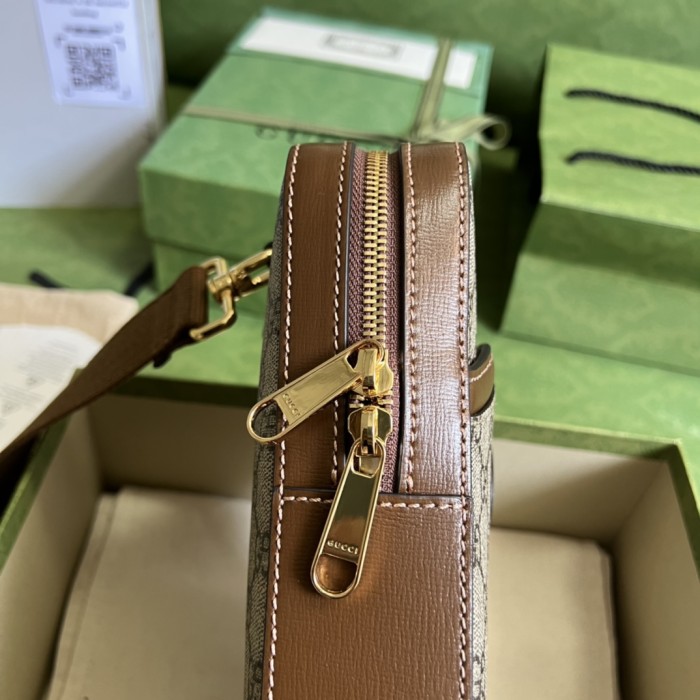 Handbag Gucci 696016 size 24*16*5 cm