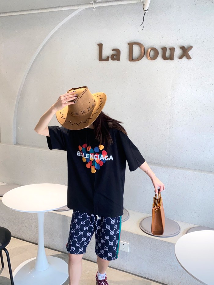 Clothes Balenciaga 101