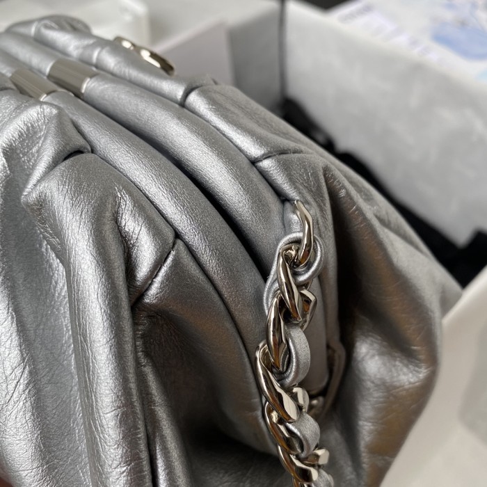 Handbag Chanel AS2493 size 22*17*10 cm