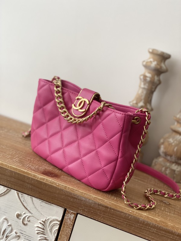 Handbag Chanel 3476 size 17*23*7* cm