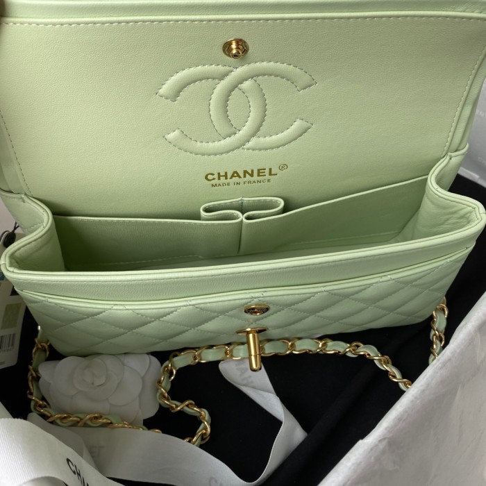 Handbag Chanel A01113 size 23 cm