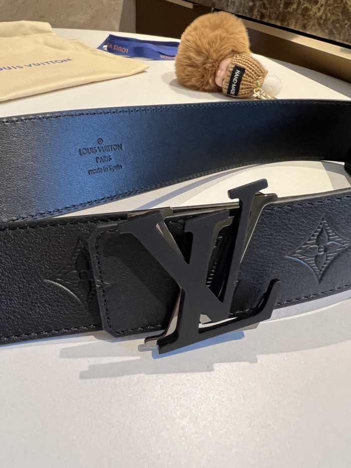 Louis Vuitton Belt 4 (width 4cm)
